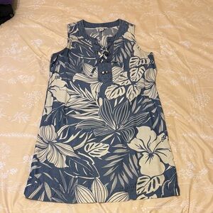 Tommy Bahama Blue and Cream Lace-Up Top